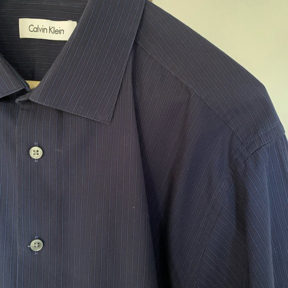 Calvin Klein, 16 1/2, 32/33", Navy with royal blue pinstripe shirt, 100% cotton - Picture 4 of 5
